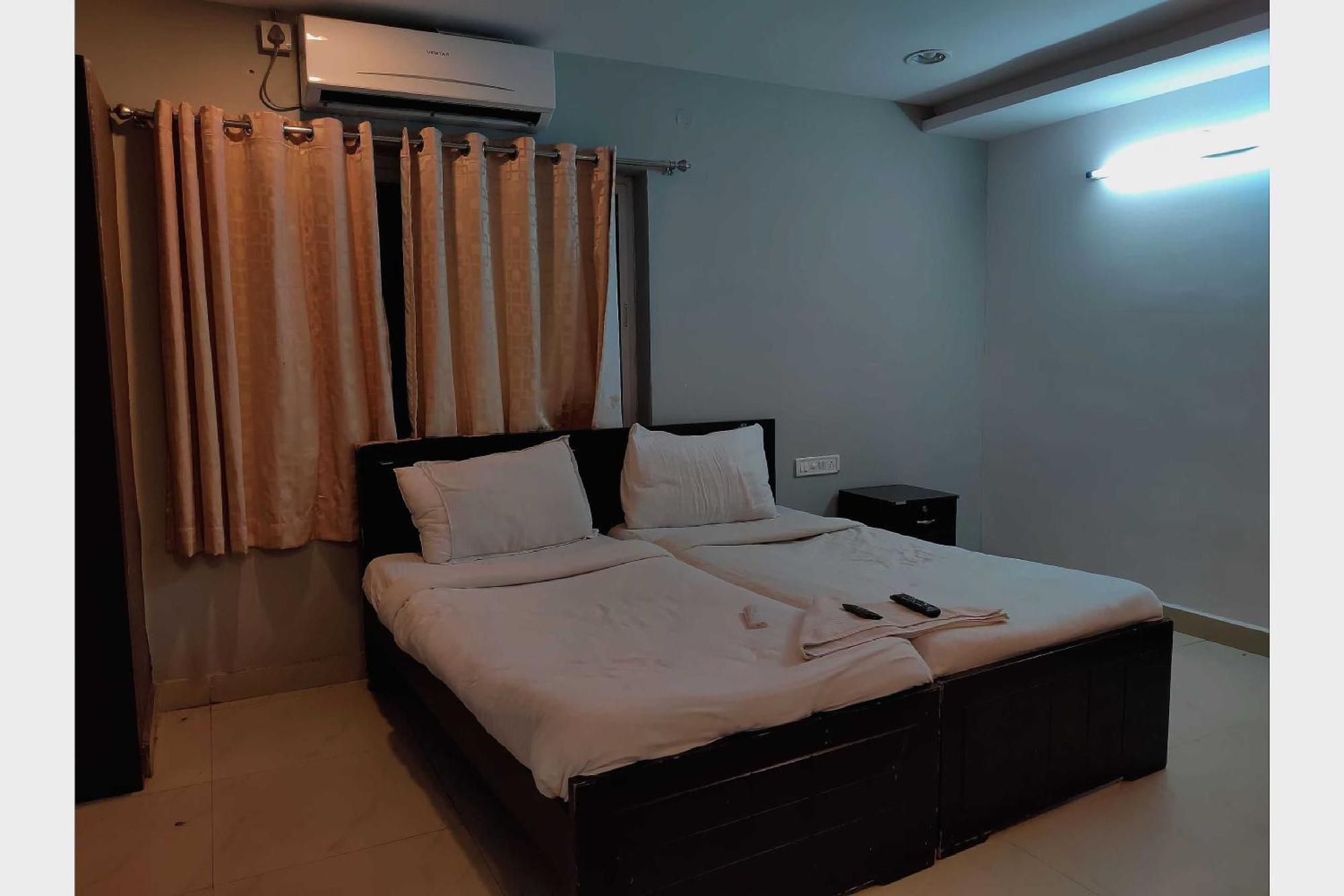 Hotel O White Solitaire Лудяна Екстериор снимка