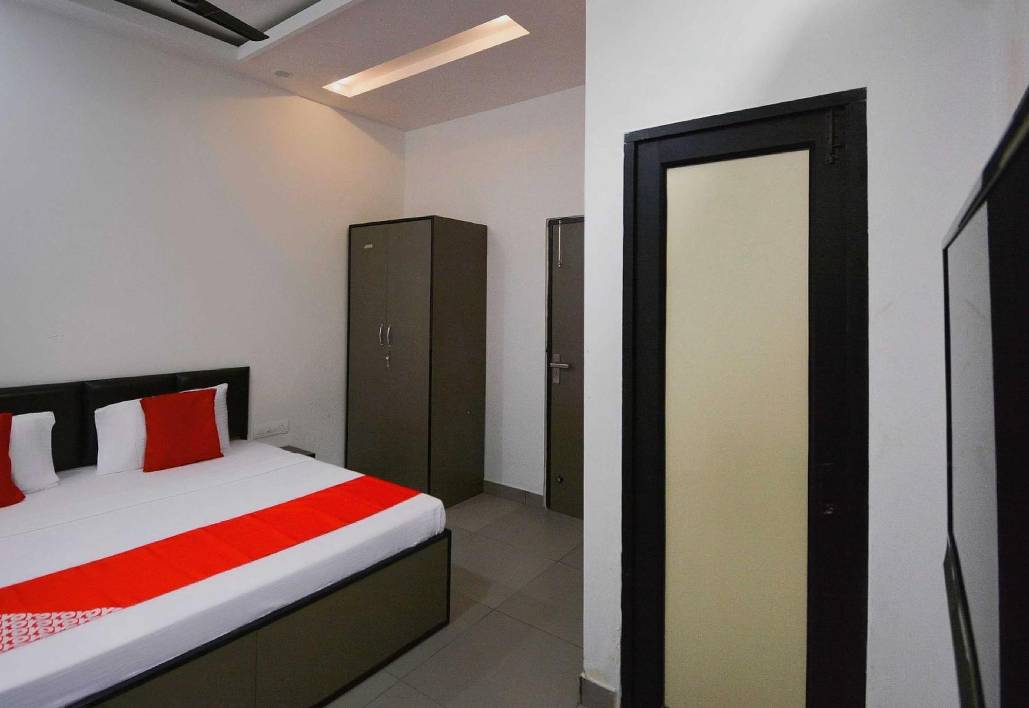 Hotel O White Solitaire Лудяна Екстериор снимка